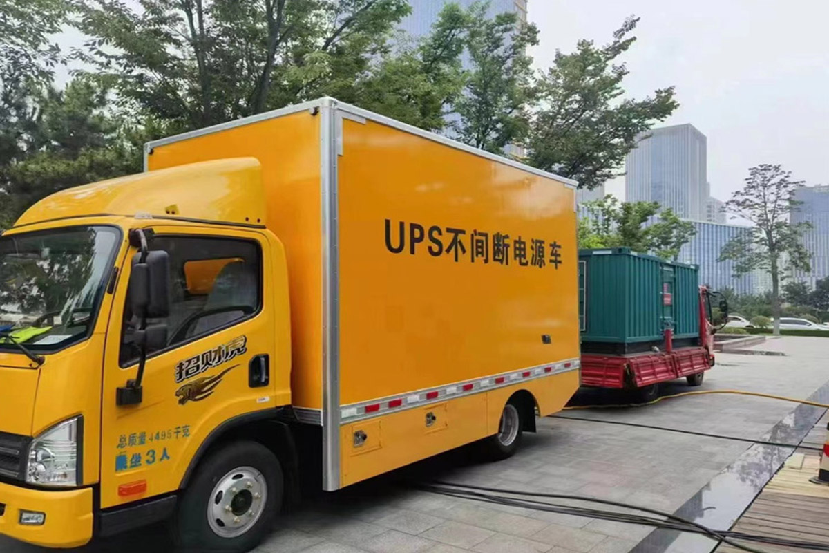 舞钢发电机租赁施工现场