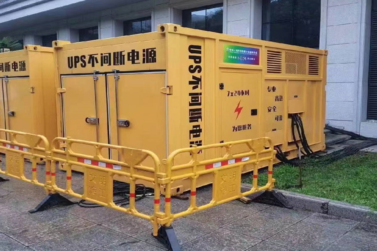 舞钢发电机租赁施工现场